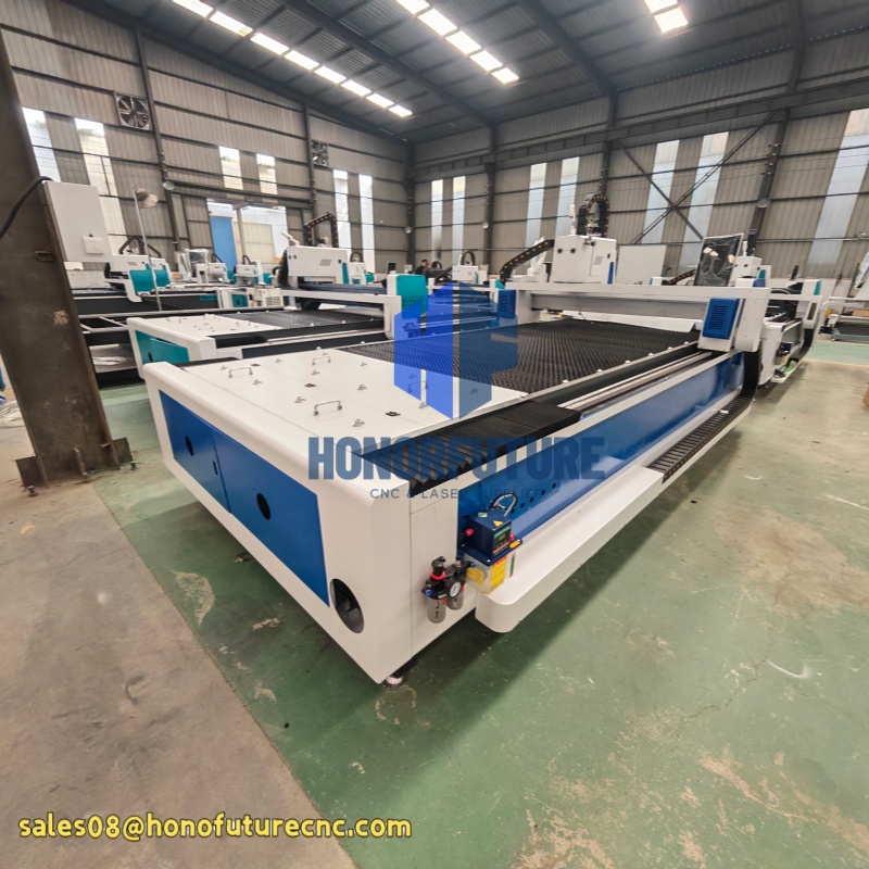 Metal Laser Cutter Head - Découpeuse laser à fibre HF3015H 6000W
